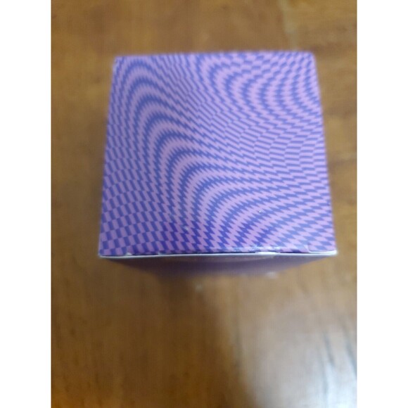 Makeup Revolution x Willy Wonka ~ Golden Egg Highlighter ~ I Want It Now ~ BNIB - Picture 5 of 6